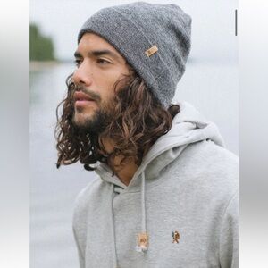Tentree Wool Kurt Beanie. Toque Hat | Meteorite Black Marled | Unisex | EUC